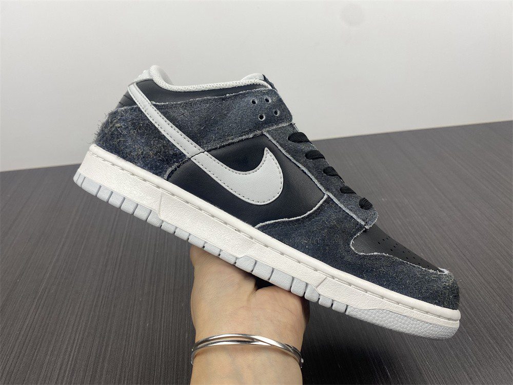 Dunk Low  DH7913-001